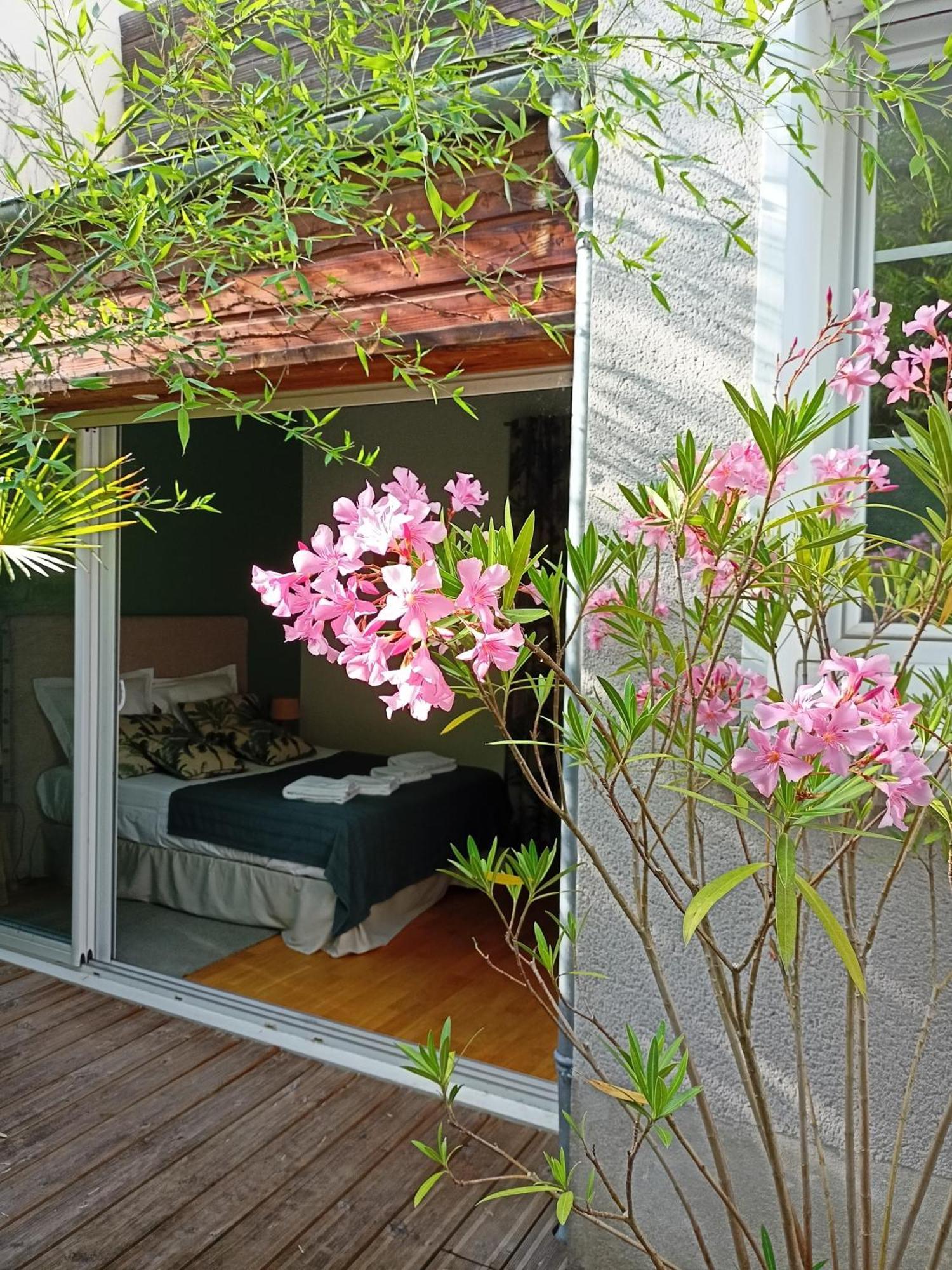 Les Suites Angevines Angers Exterior foto